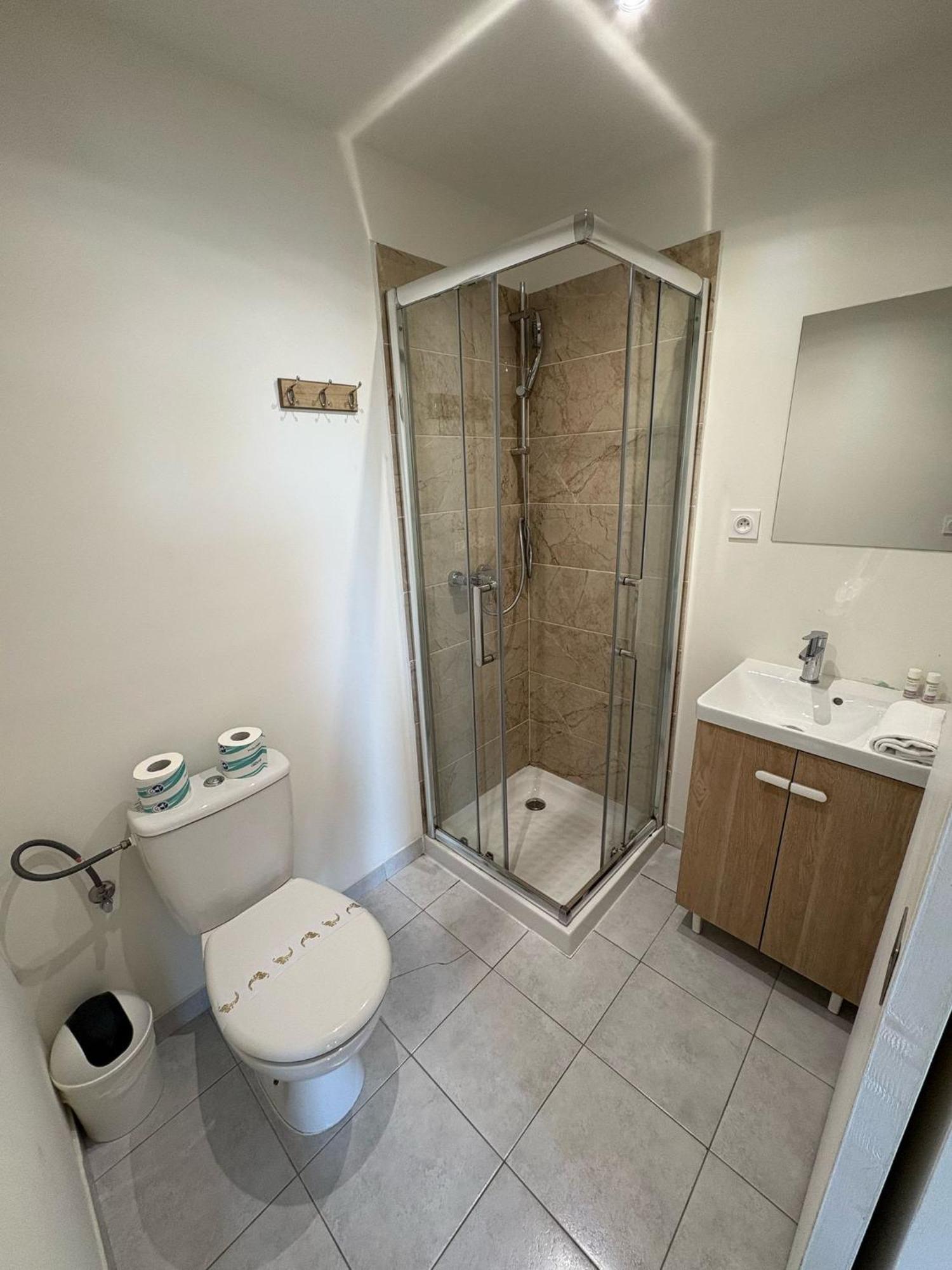 Studio Cassin - Next To Tramway Line 2 Near Airport Niza Exterior foto